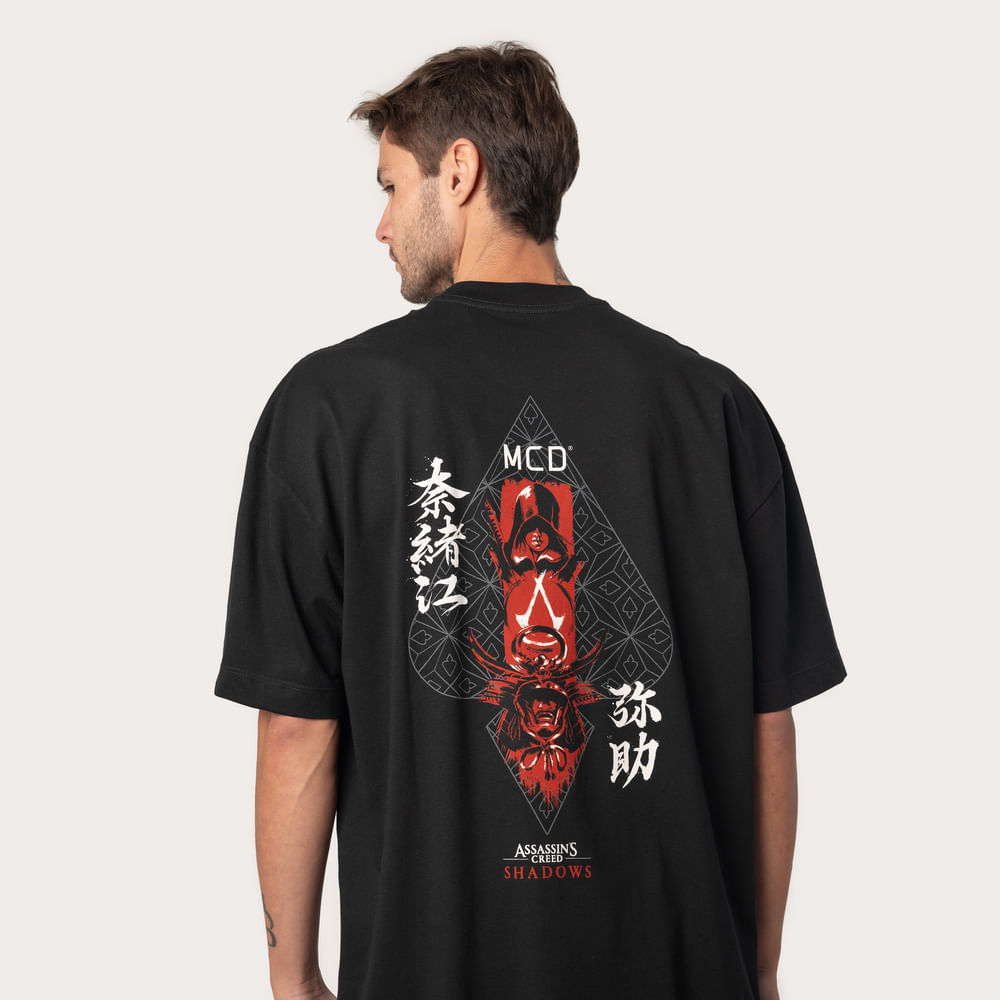 Camiseta Boxfit MCD X Assassin's Creed - Aviamentação Espada Ink