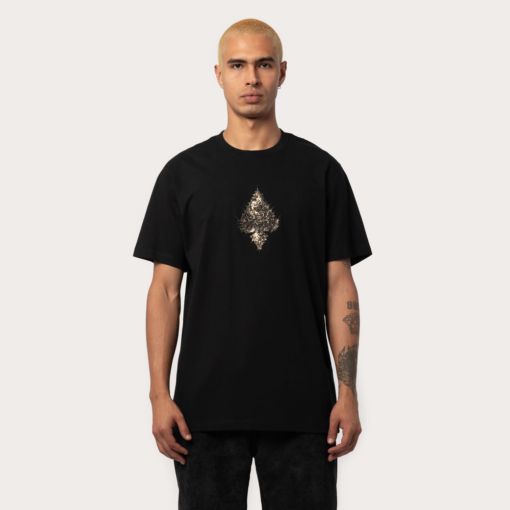 Camiseta Regular MCD Espada Espinhos