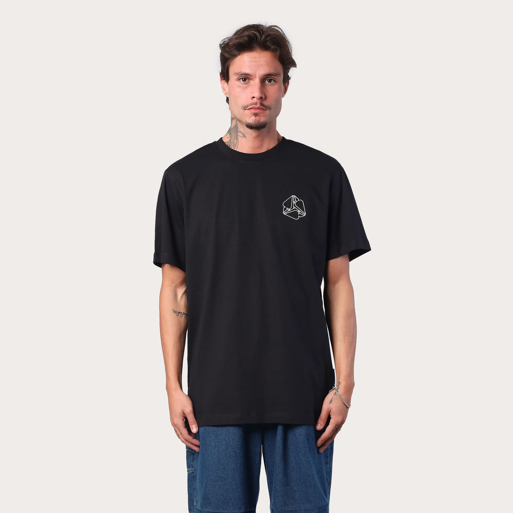 Camiseta Regular MCD Espada 3d Peito