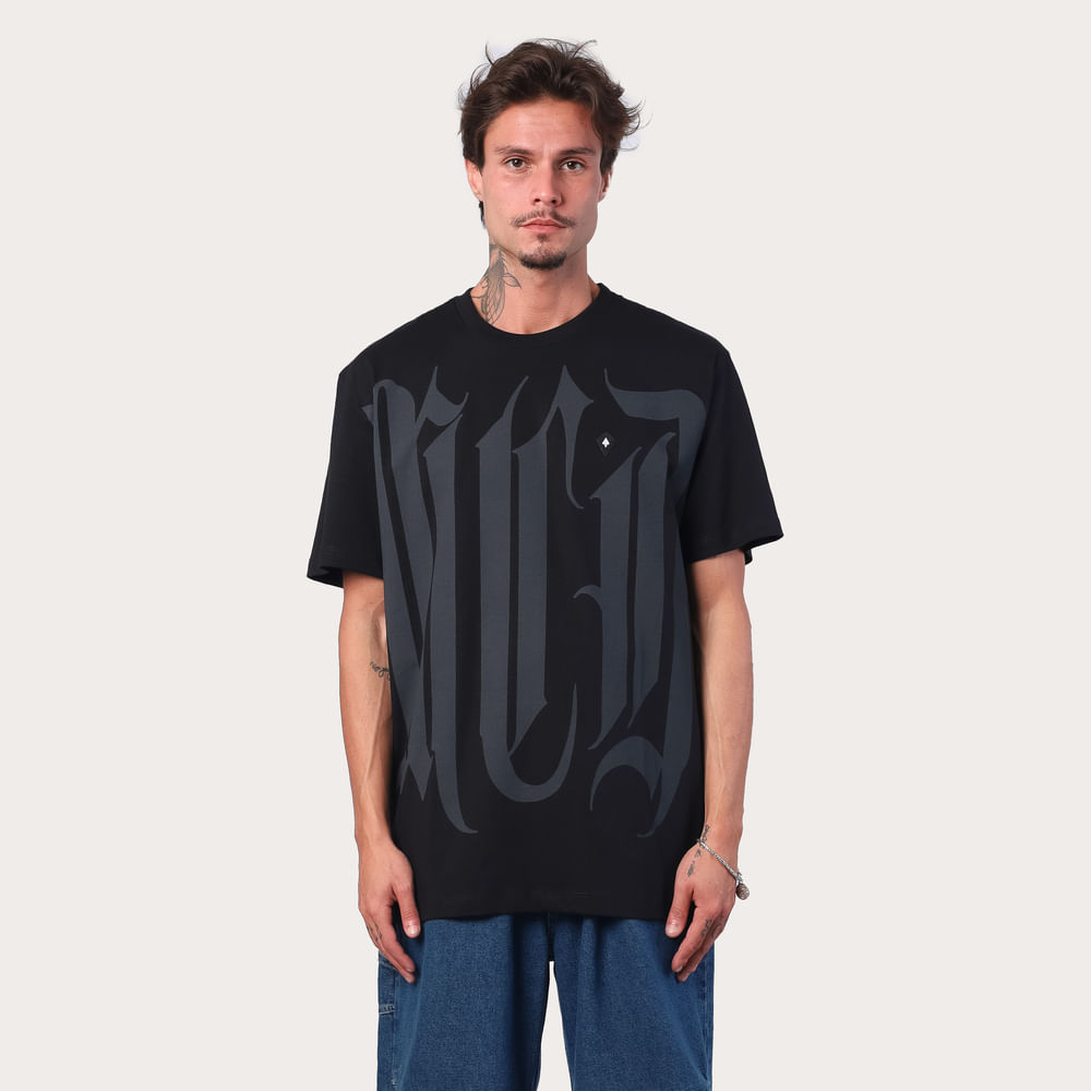 Camiseta Regular MCD Caligrafitti