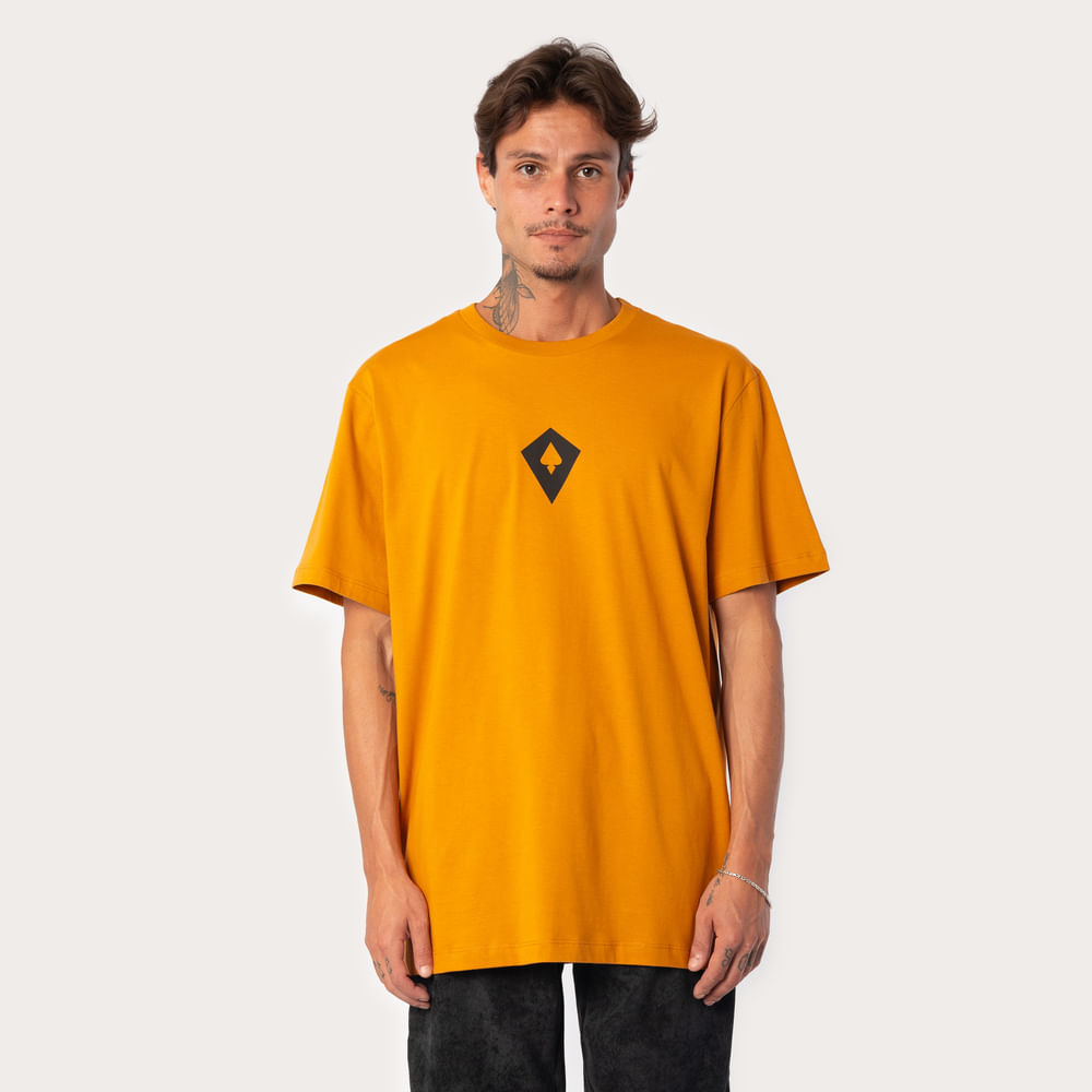Camiseta Regular MCD Classic Pipa