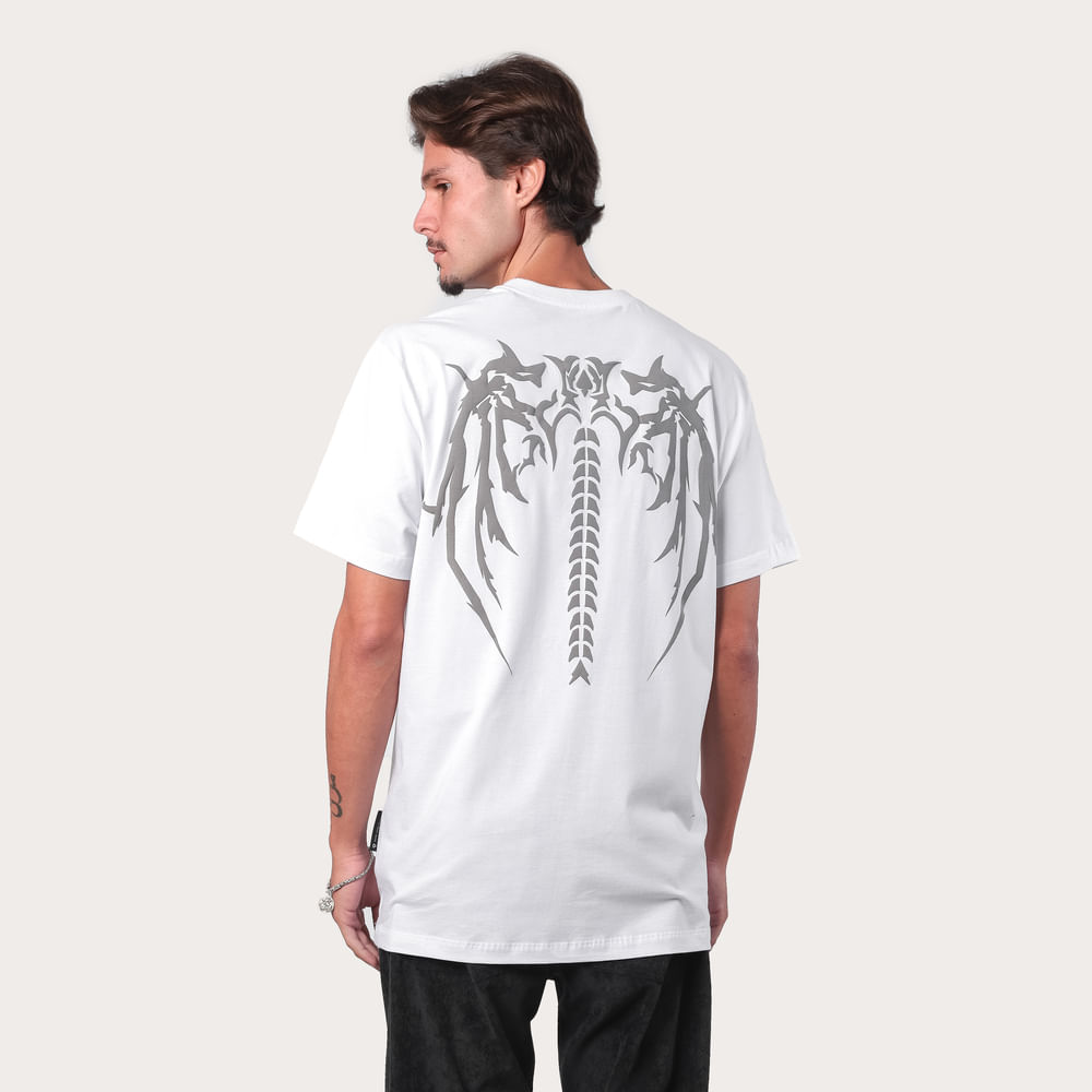 Camiseta Regular MCD Asas De Morcego