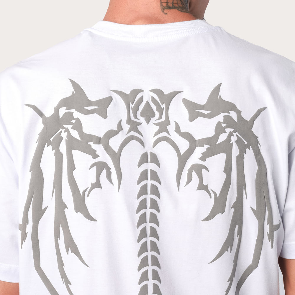 Camiseta Regular MCD Asas De Morcego