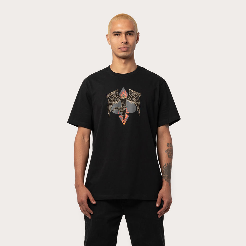 Camiseta Regular MCD Anjo Fogo Espada