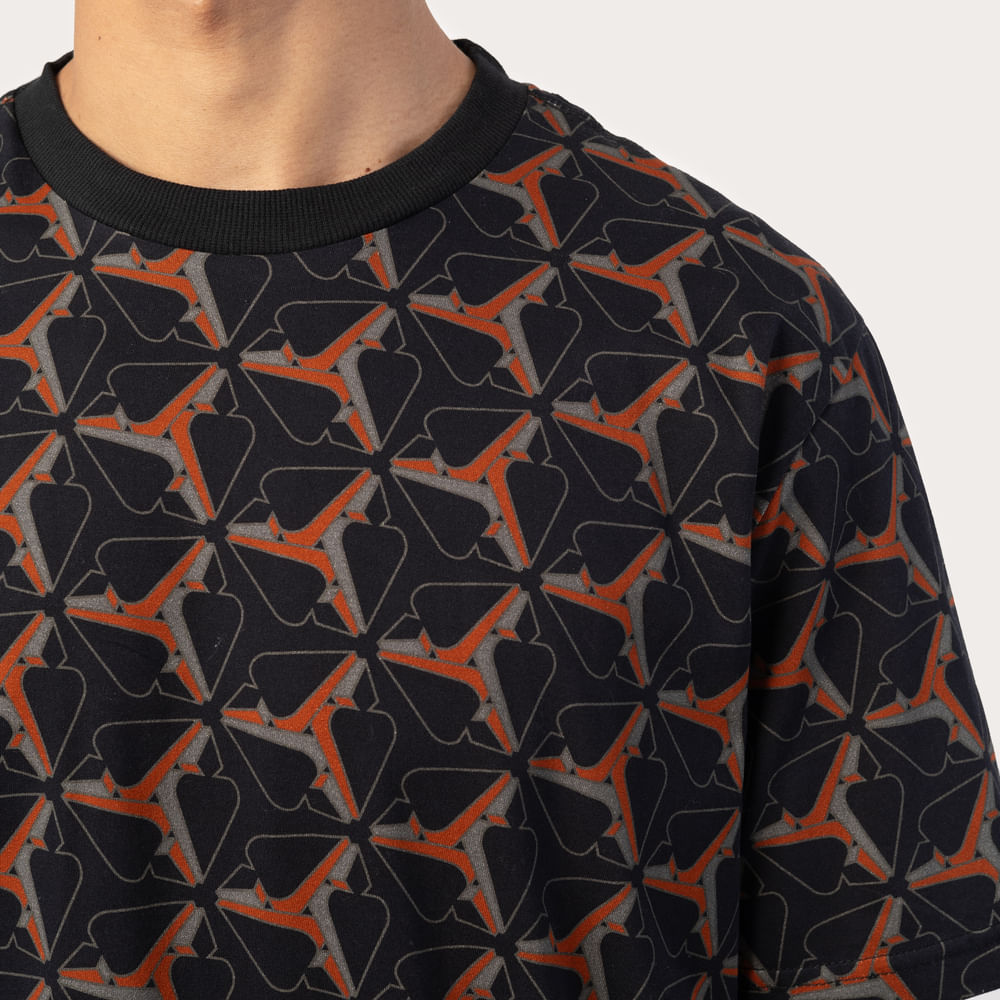 Camiseta Especial MCD Espadas