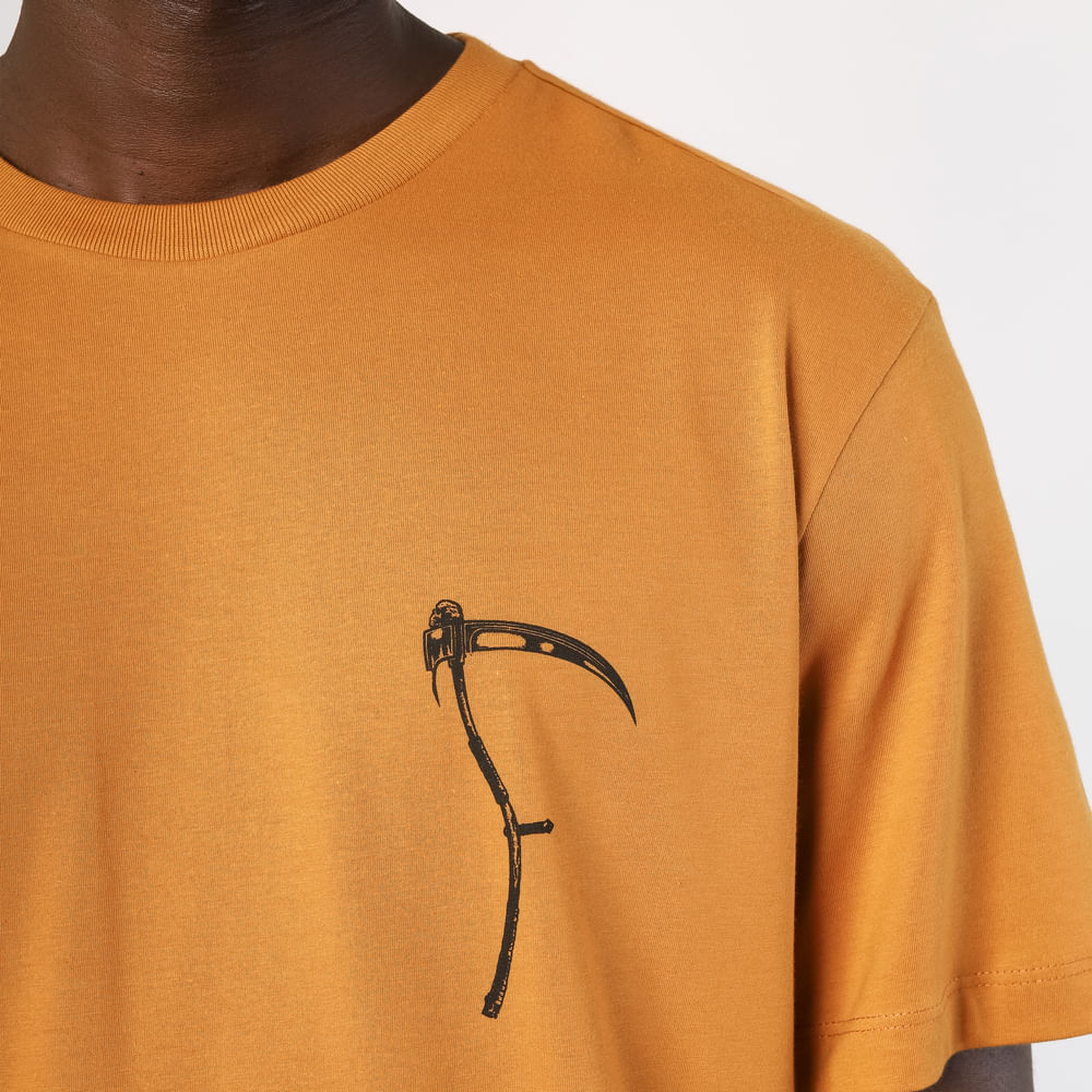 Camiseta Regular MCD Cavaleiro Morte Foice