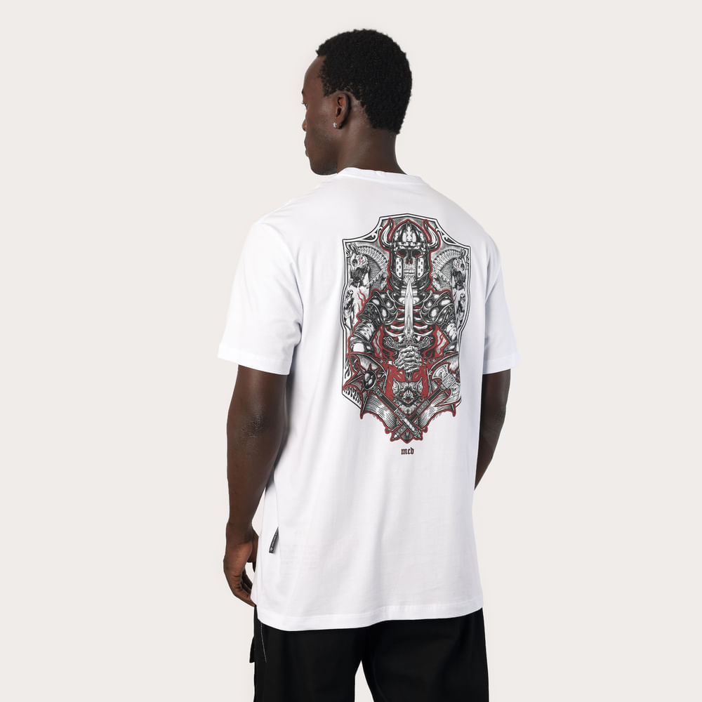 Camiseta Regular MCD Cavaleiro Guerra Espada
