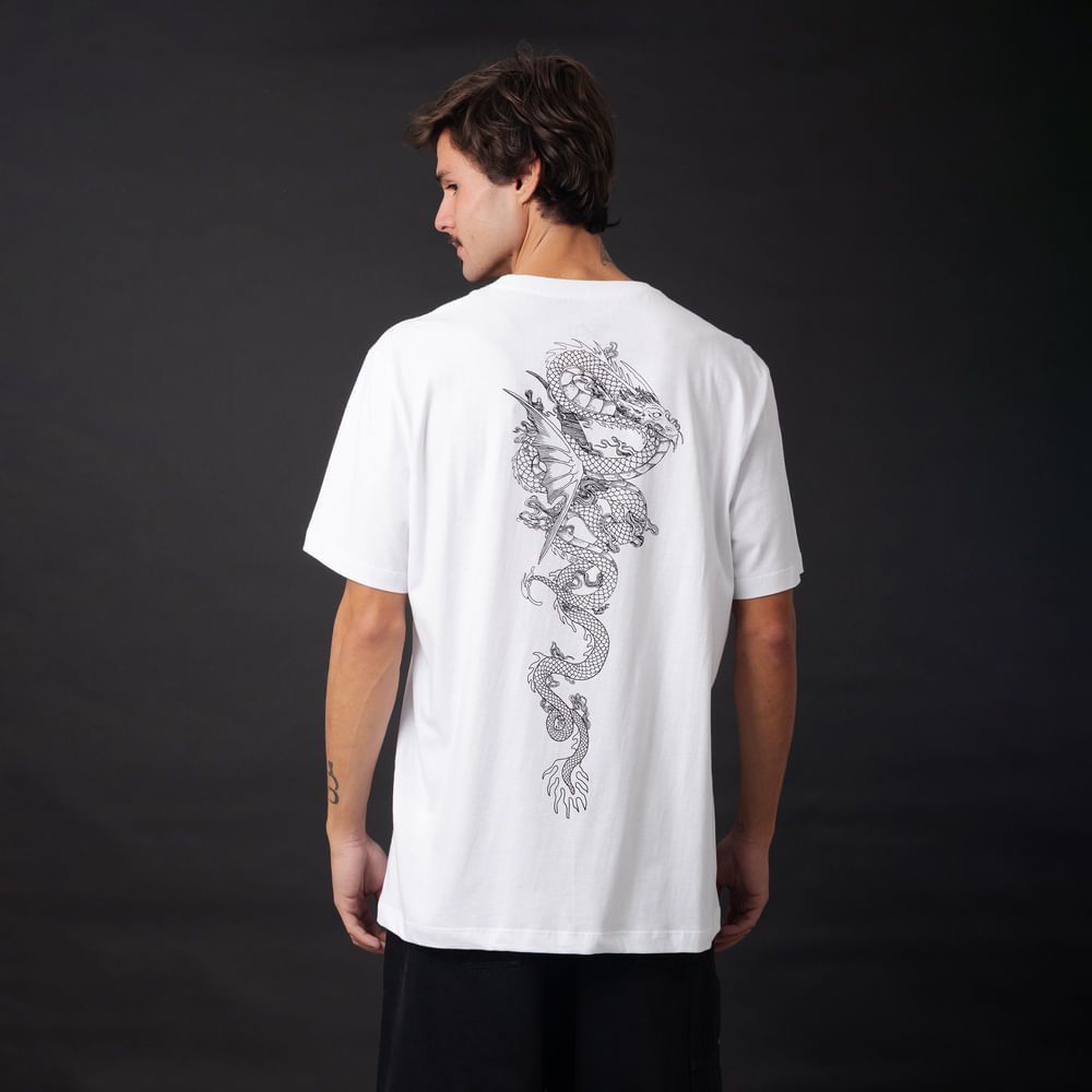 Camiseta Regular MCD x Bailon - Dragão Serpente