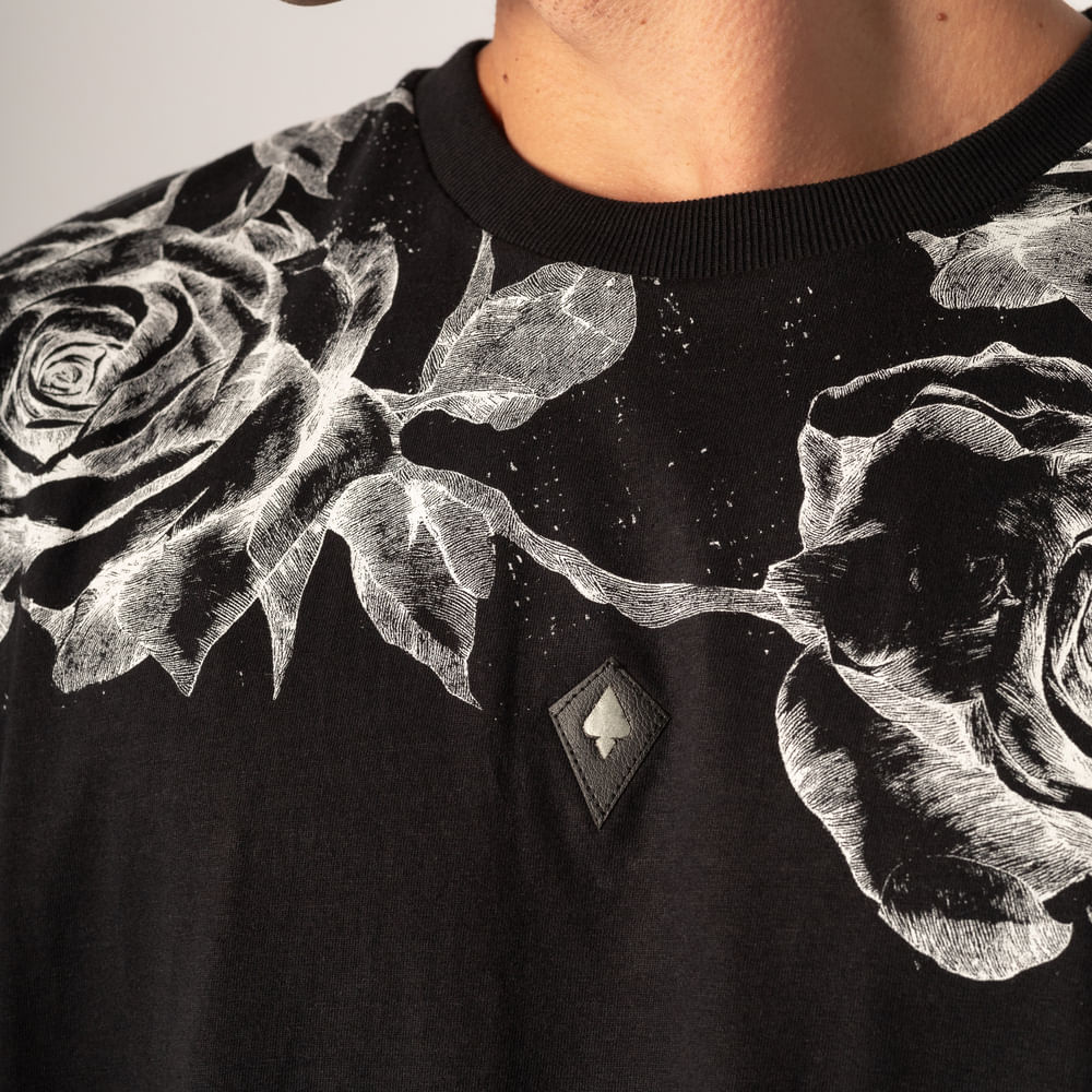 Camiseta Especial Manga japonesa MCD Rosas