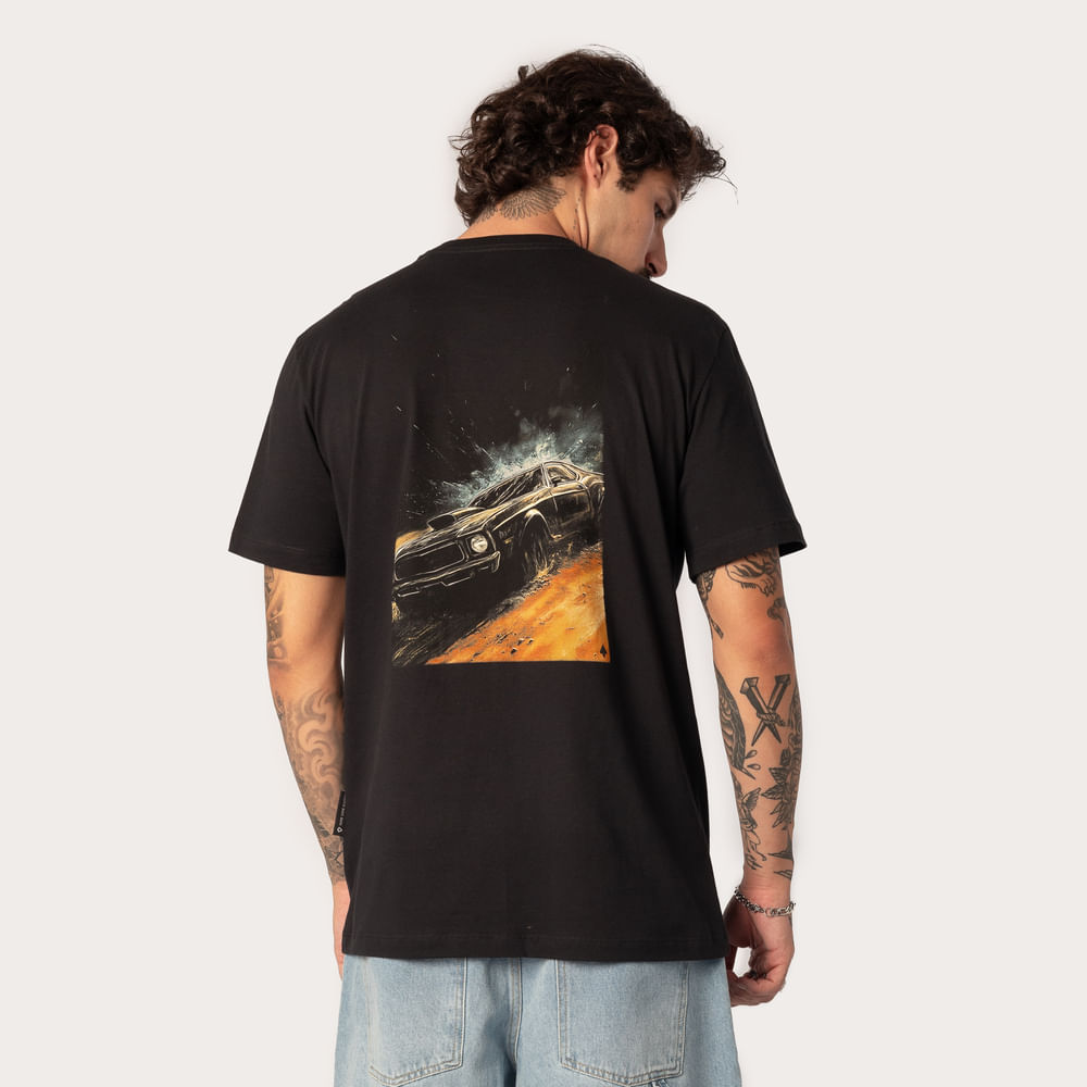 Camiseta Regular MCD Fúria Carro