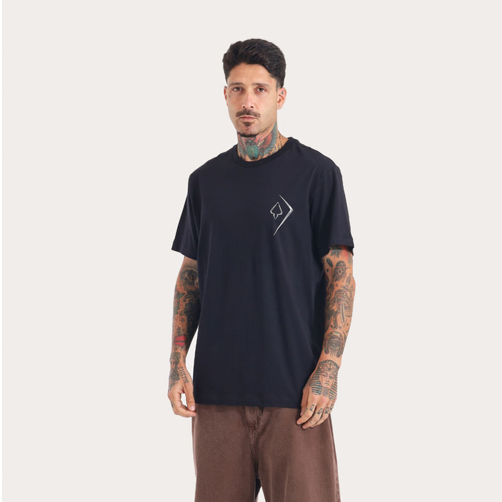 Camiseta Regular MCD Pipa Cromada