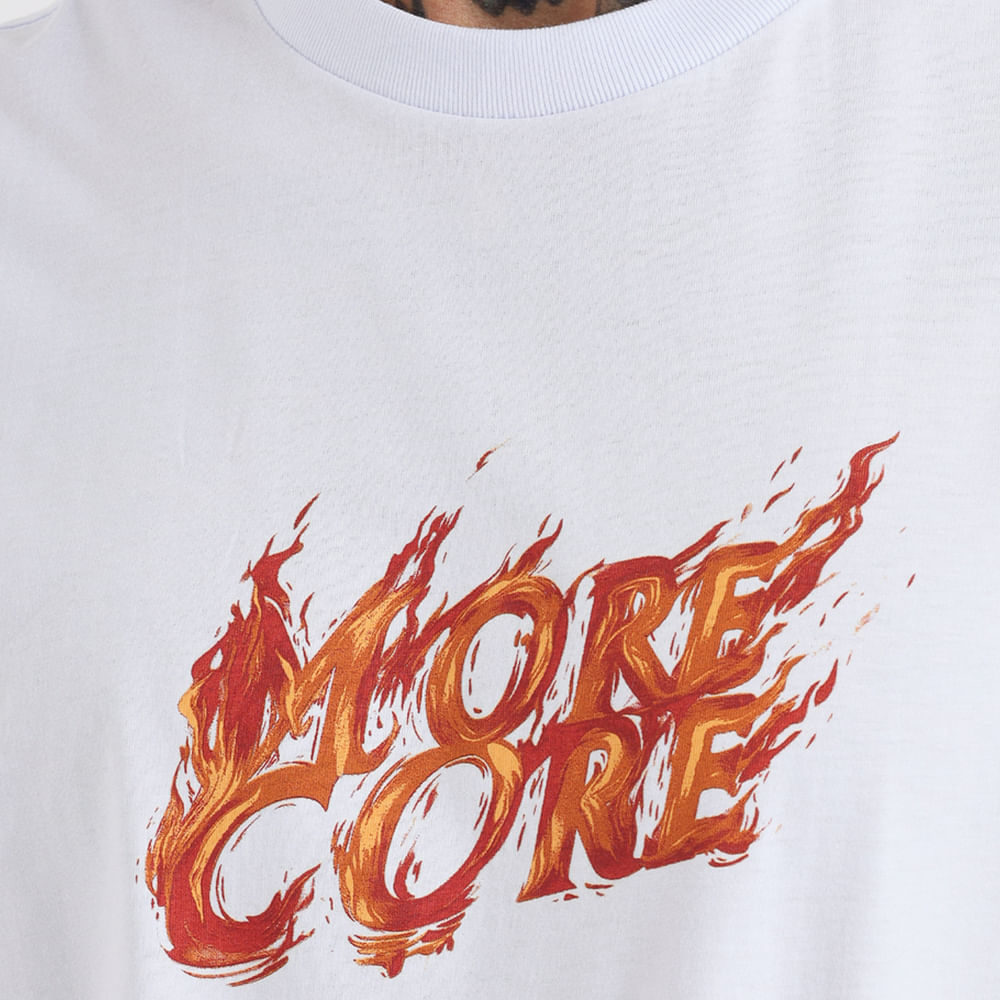 Camiseta Regular More Core Division Fúria