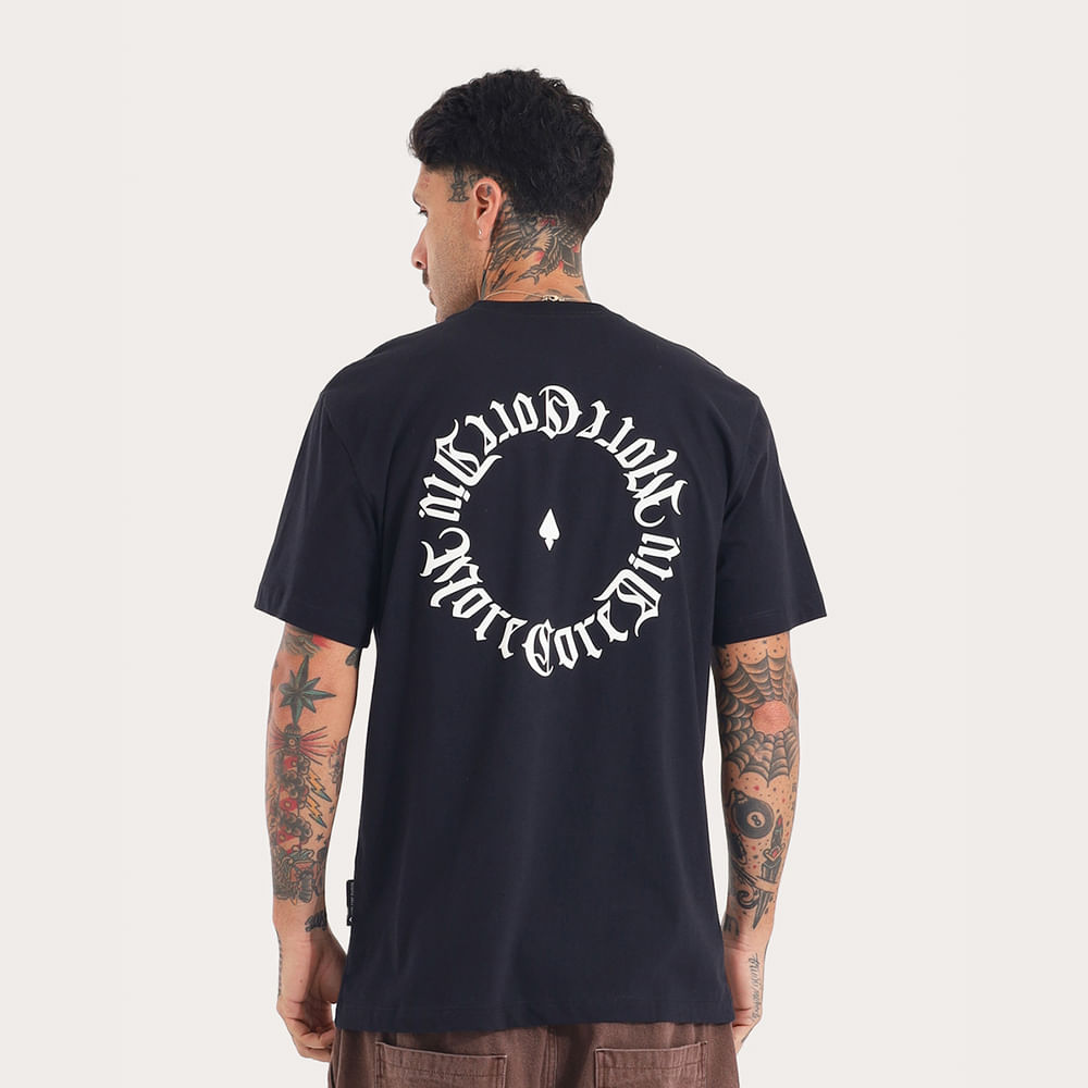 Camiseta Regular MCD Caligrafiti Relevo