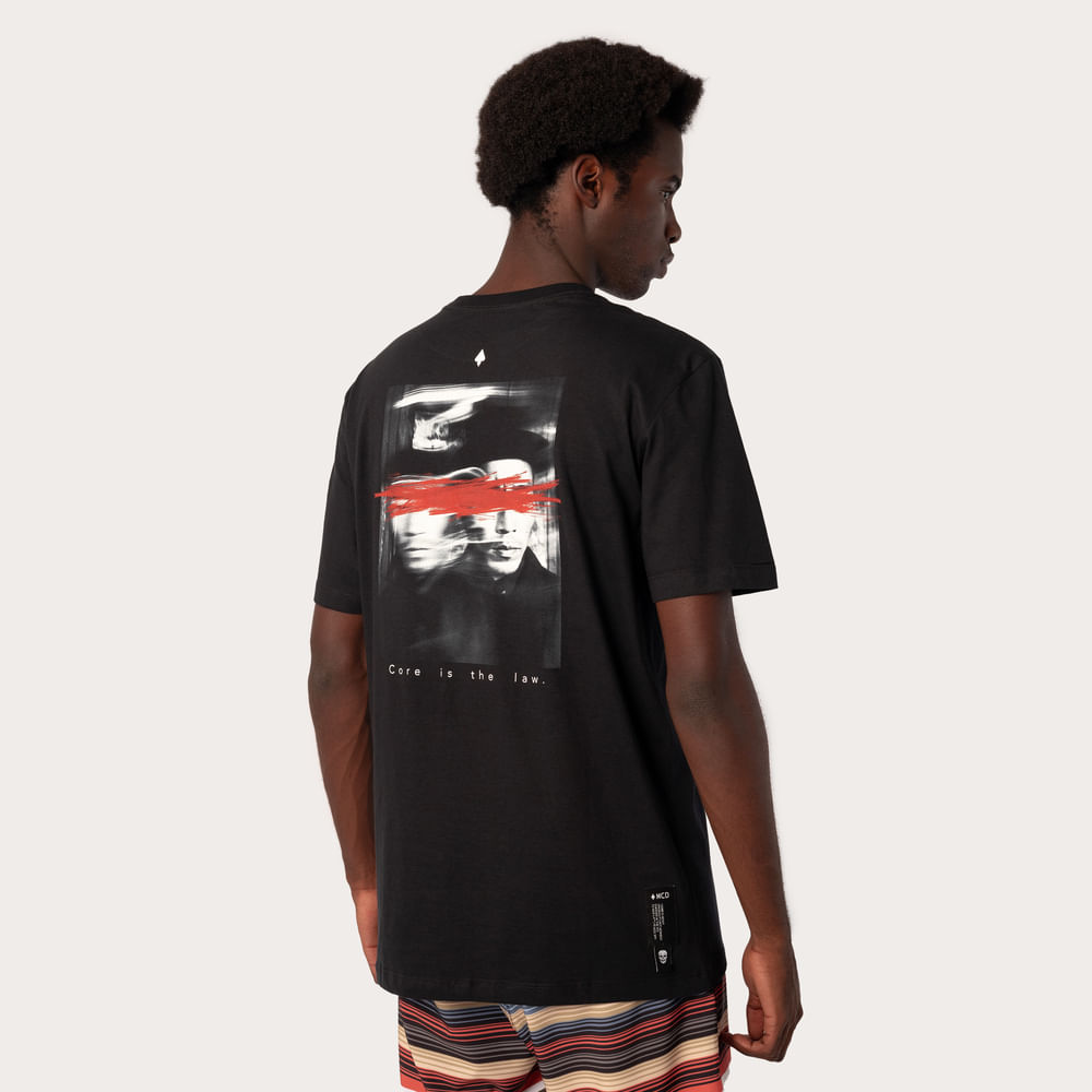 Camiseta Regular MCD Core Is The Law