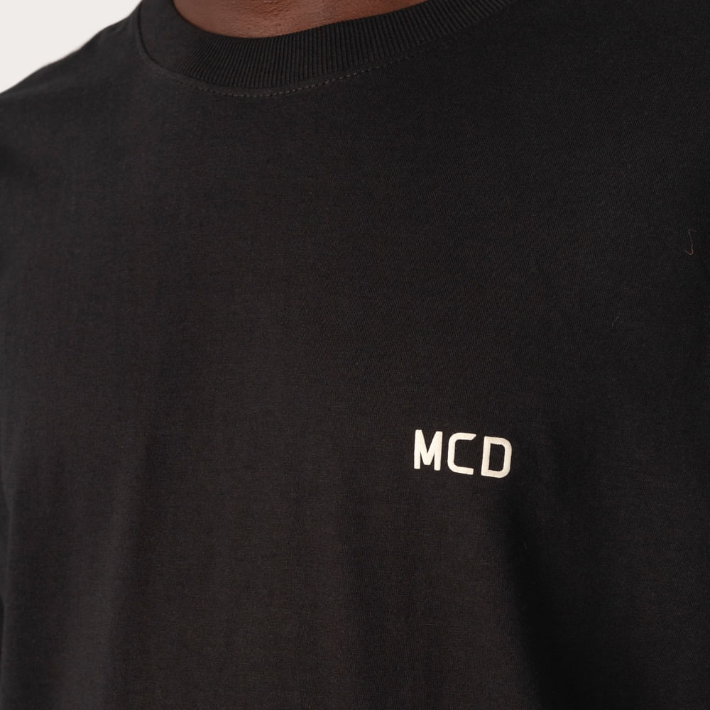 Camiseta Regular MCD Core Is The Law