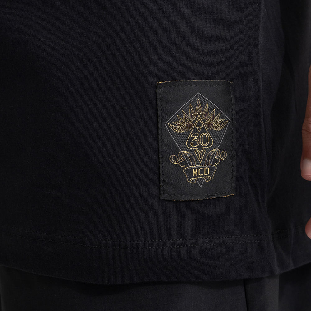 Camiseta Regular MCD 30 Anos Corvo