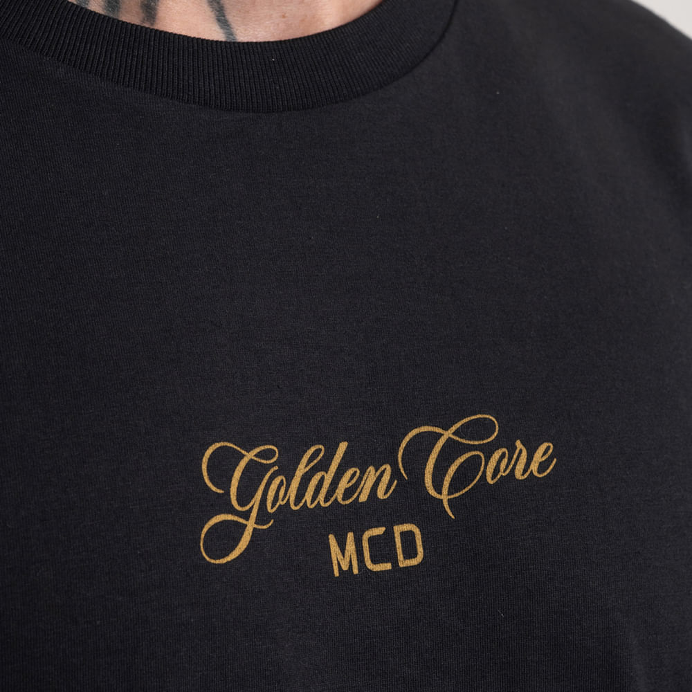 Camiseta Regular MCD 30 Anos Golden Core